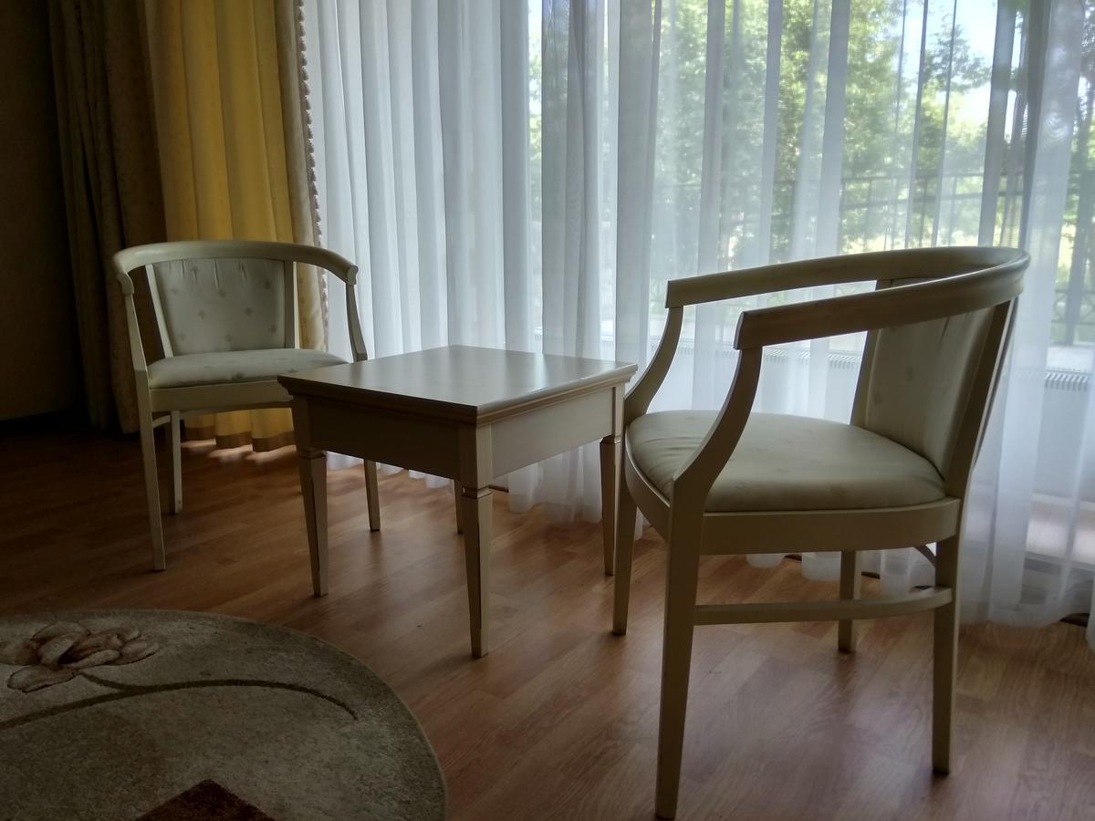 Park Hotel Pushkin Εξωτερικό φωτογραφία