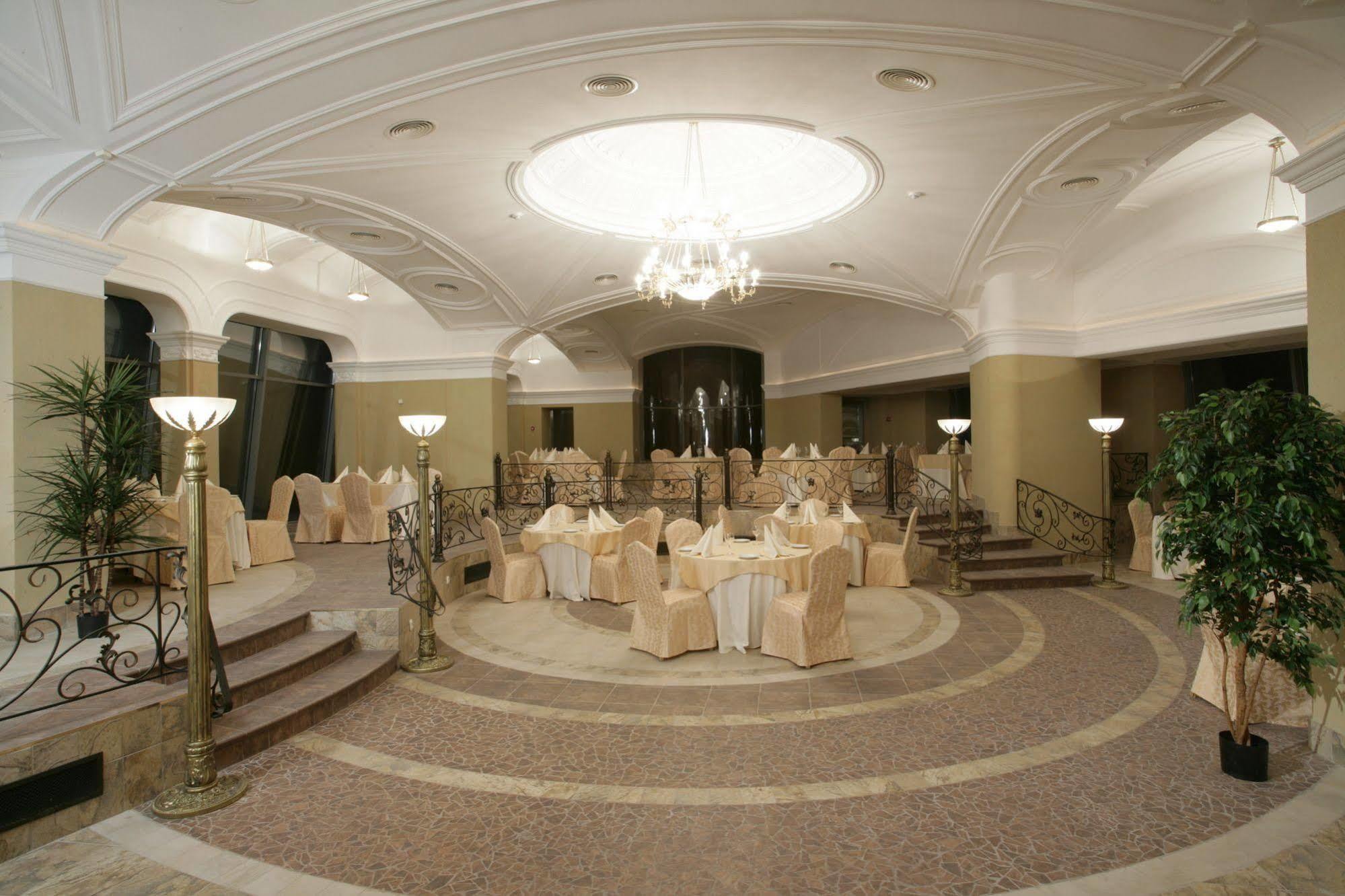 Park Hotel Pushkin Εστιατόριο φωτογραφία