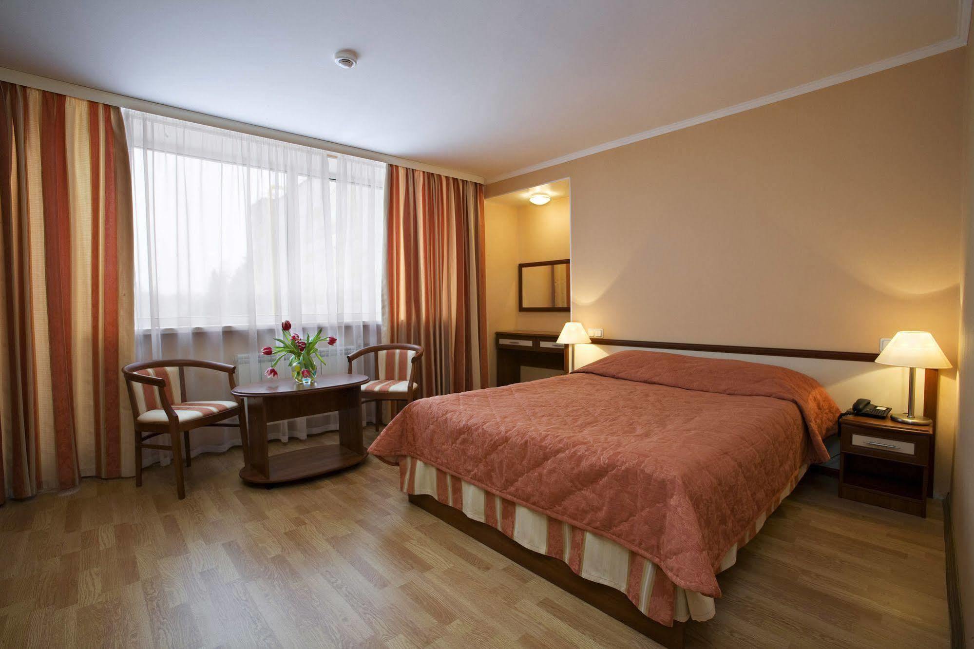 Park Hotel Pushkin Εξωτερικό φωτογραφία